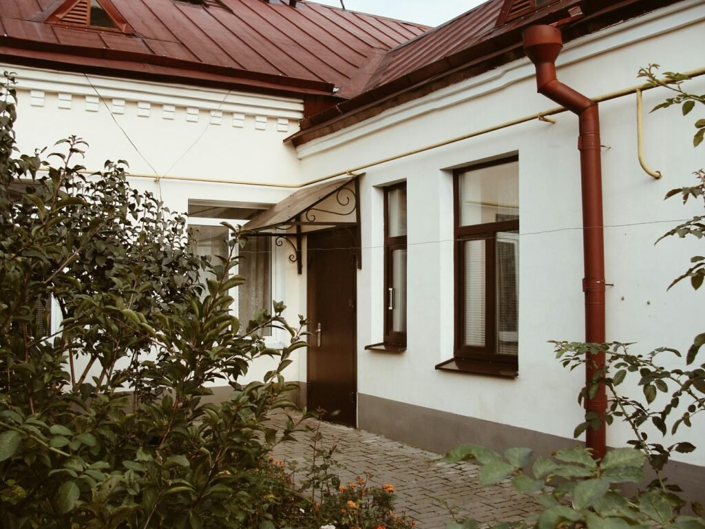 Guttering replacement services in Devonshire